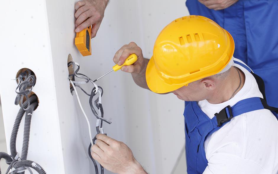 électricien maintenance Étampes